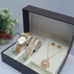 Elegant Gold Jewelry Set Women