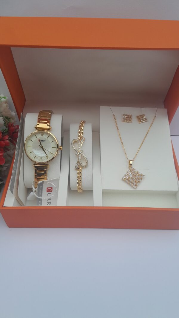Golden Blossom Ladies 3-in-1 Jewelry Set