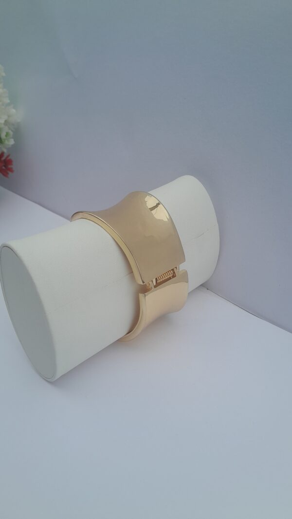 Eterna Gold Bangle