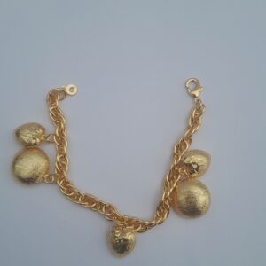 Ladies gold twisted bracelet