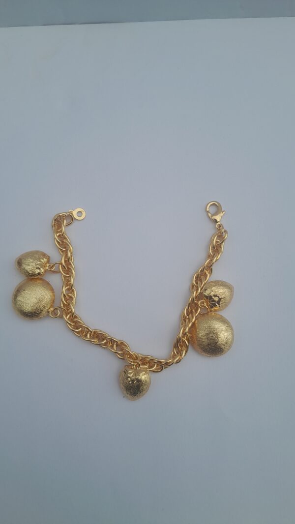 Ladies gold twisted bracelet