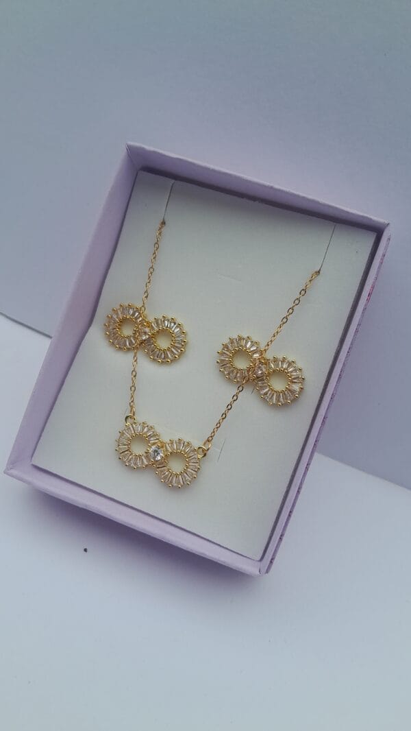 Gold Pendant Necklace for Women