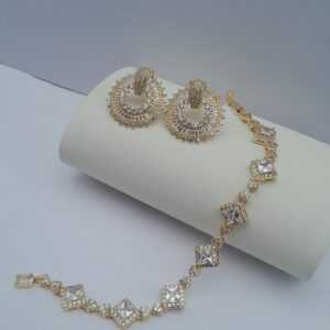 Ladies Gold Bracelet with Earrings