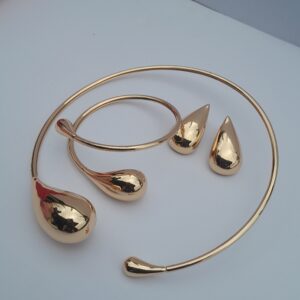 ladies gold choker necklace set