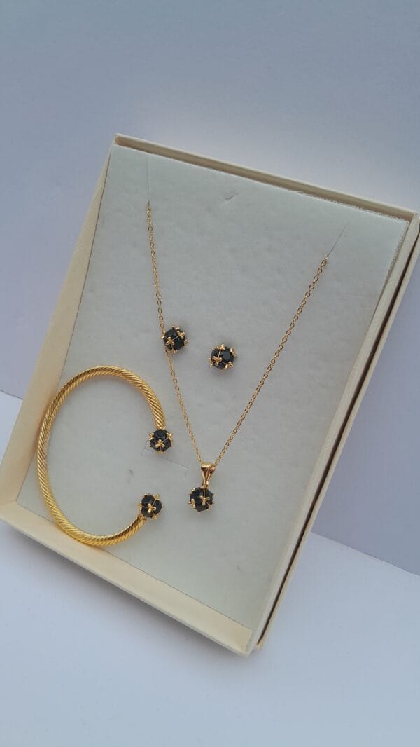 3-in-1 Ladies Jewelry Set