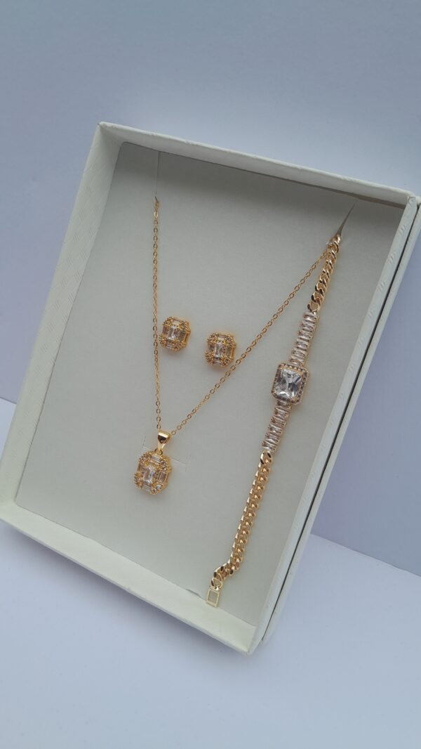 3-in-1 Necklace Set for Ladies