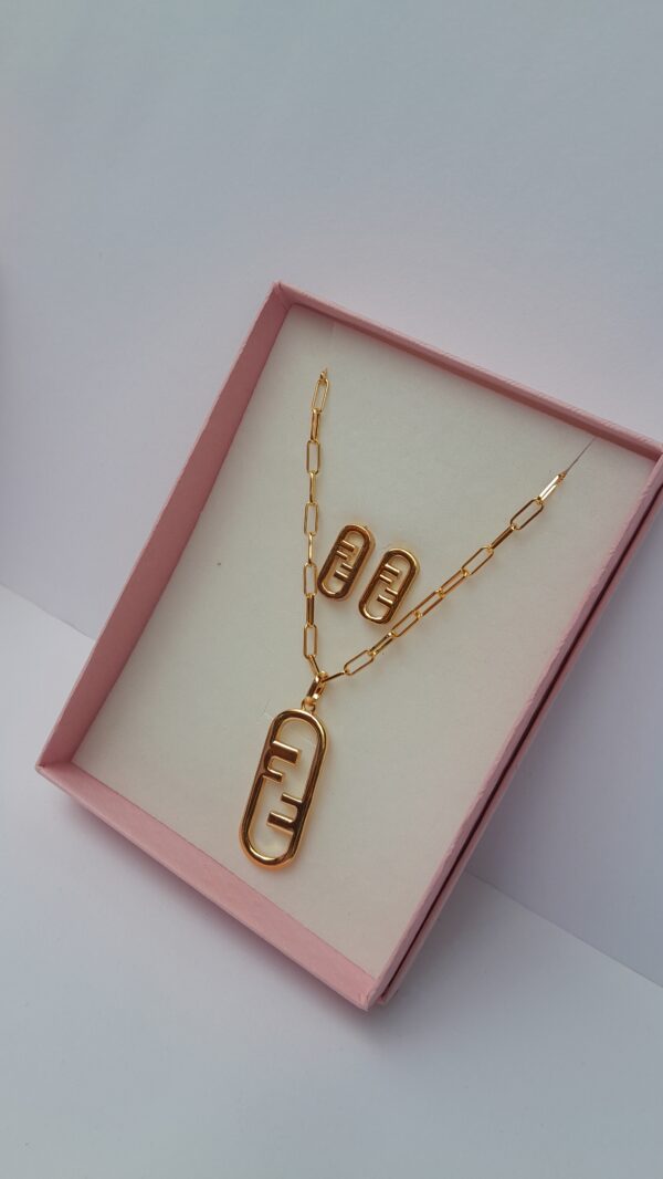 2-in-1 Necklace Set for Ladies