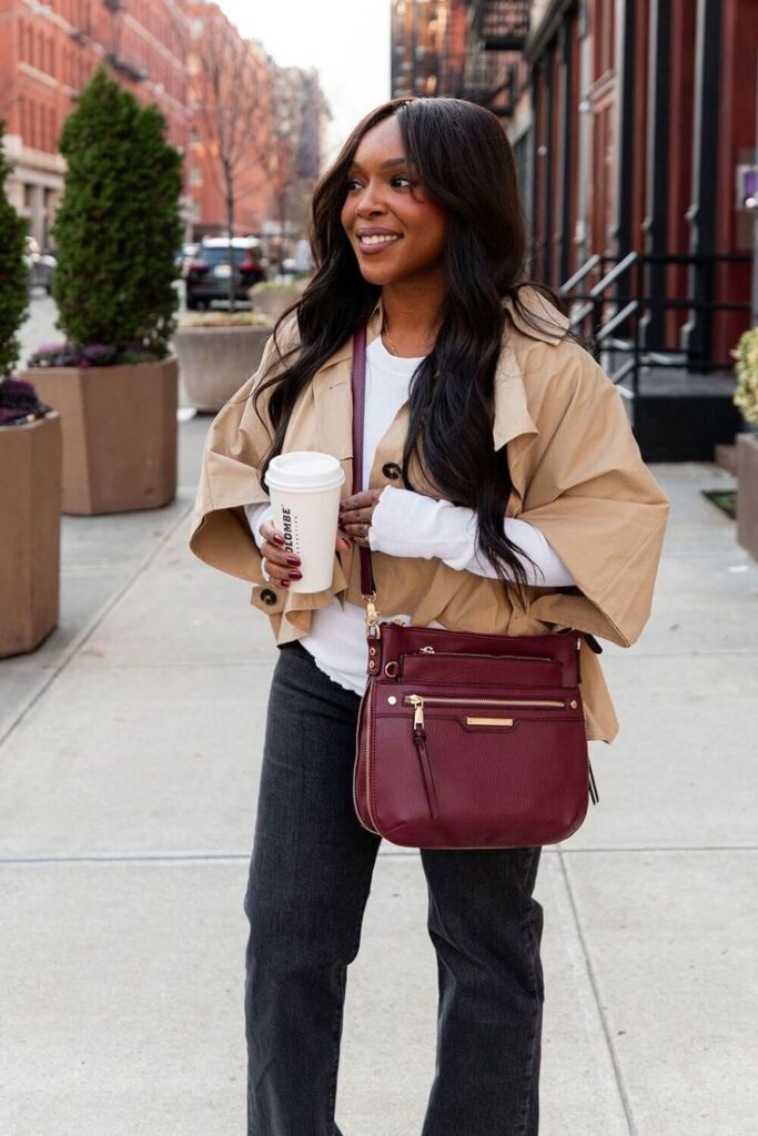 Versatile crossbody bag for daily use in Accra