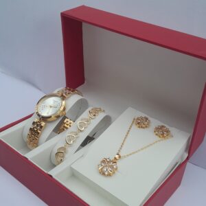 Gold Ladies Jewelry Set